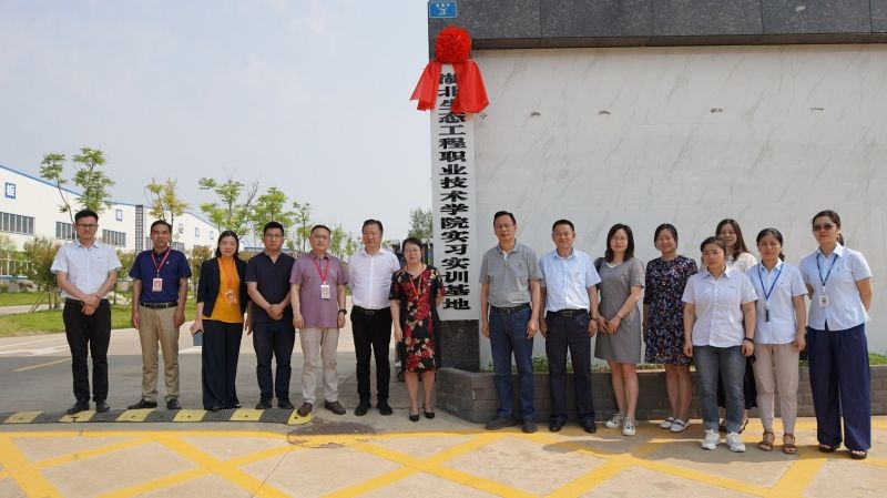 1622683032415492.jpg 88888888888.jpg